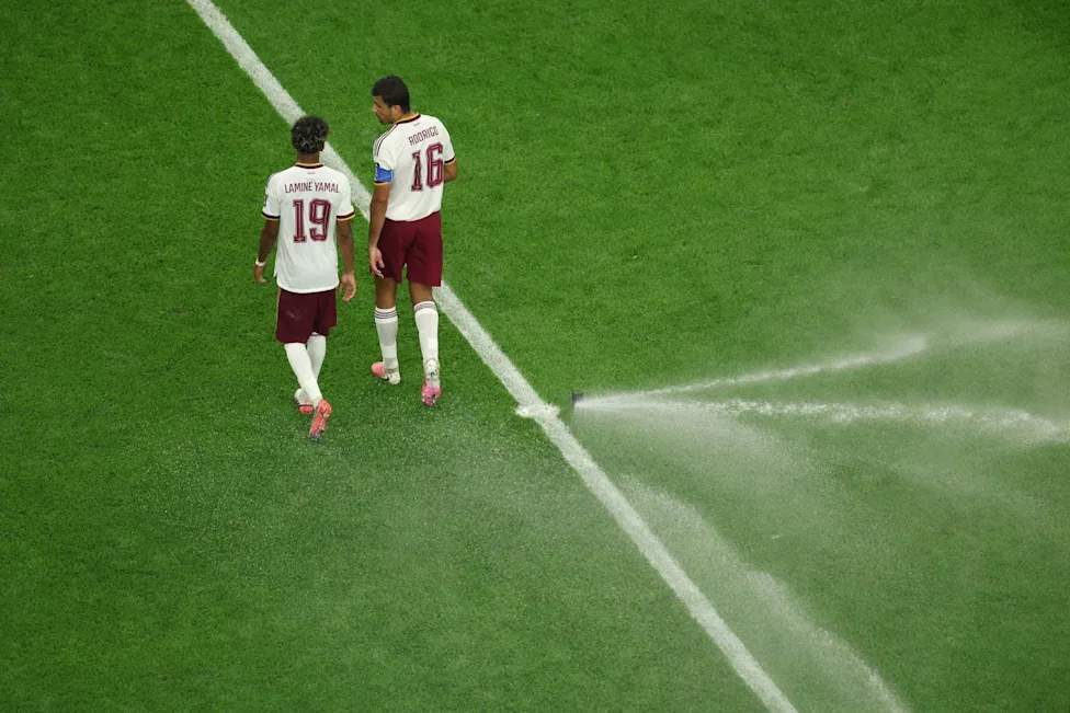 Lamine Yamal dan Rodri bersaing ketat memperebutkan Ballon dOr usai membawa Spanyol juara