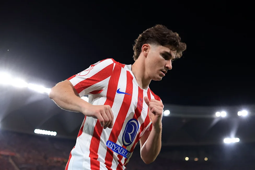 Julian Alvarez pemain Atletico Madrid menolak bertemu petinggi klub demi Barcelona