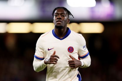 Axel Disasi dalam pertandingan Premier League bersama Chelsea
