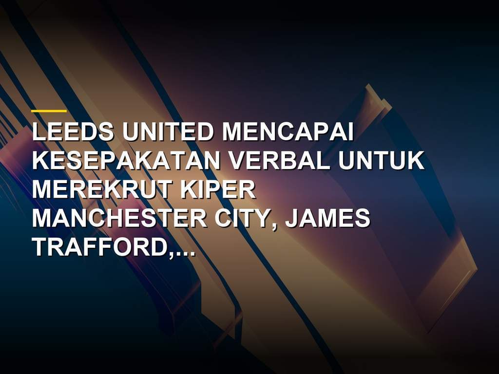 Kiper Manchester City James Trafford dalam sesi latihan