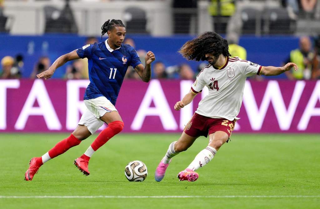 Selebrasi pemain Timnas Spanyol setelah mencetak gol ke gawang Prancis di semifinal Piala Dunia 2026