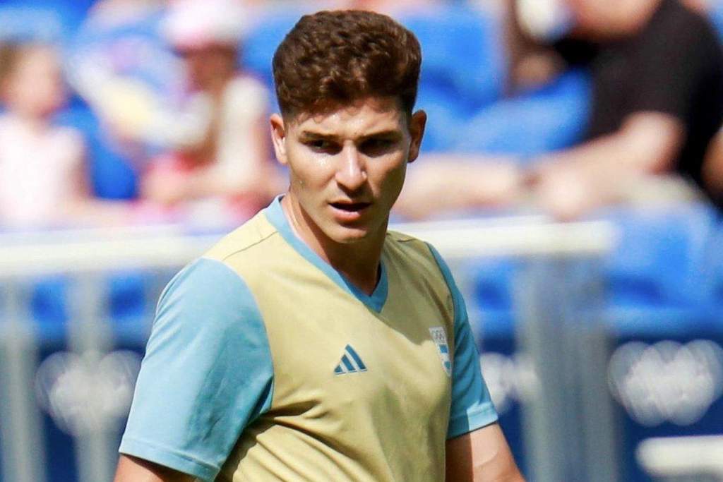 Target transfer Paris Saint-Germain Julián Alvarez saat berlaga bersama Atletico Madrid